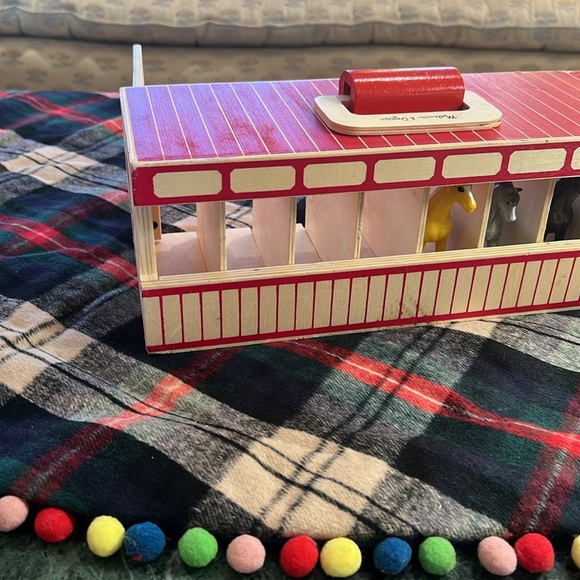 Melissa & Doug, Take-Along, Show Horse, Stable, Play Set, Wooden Stable Box, Toy - Picture 6 of 15